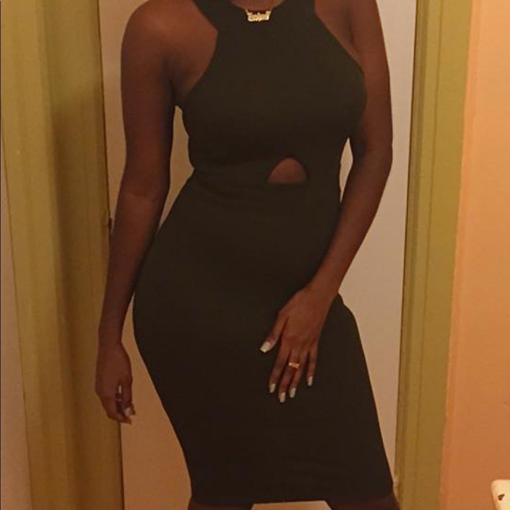 Green midi dress